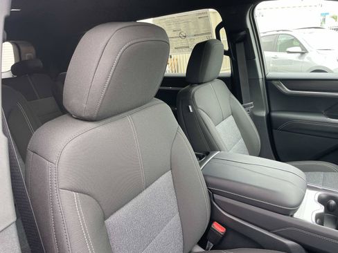 New 2026 GMC Acadia Elevation w/ Black Edition FWD image 28