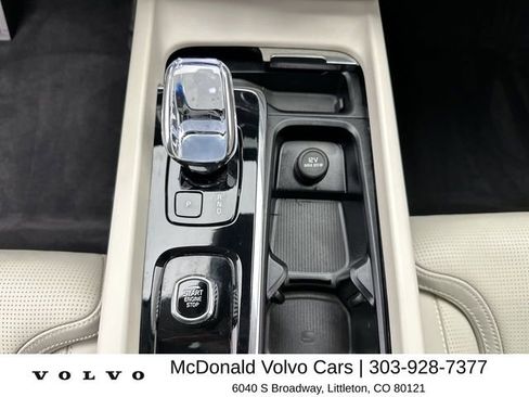 Used 2023 Volvo XC60 B6 Ultimate w/ Protection Package Premier AWD/4WD image 20