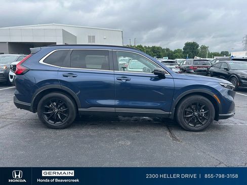 Used 2025 Honda CR-V Sport image 9