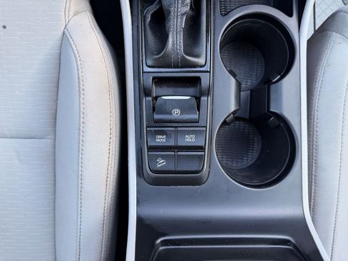 Used 2020 Hyundai Tucson SE w/ Cargo Package image 20