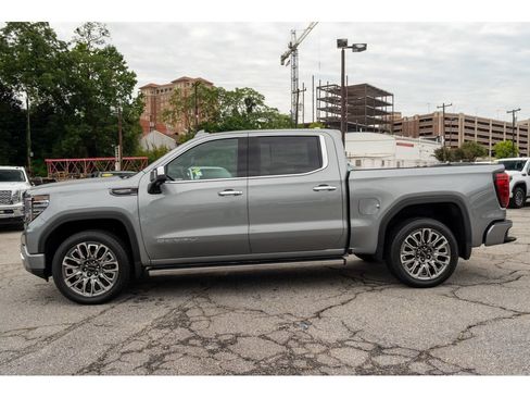 New 2026 GMC Sierra 1500 Denali Ultimate w/ LPO, Black Badging Package AWD/4WD image 5