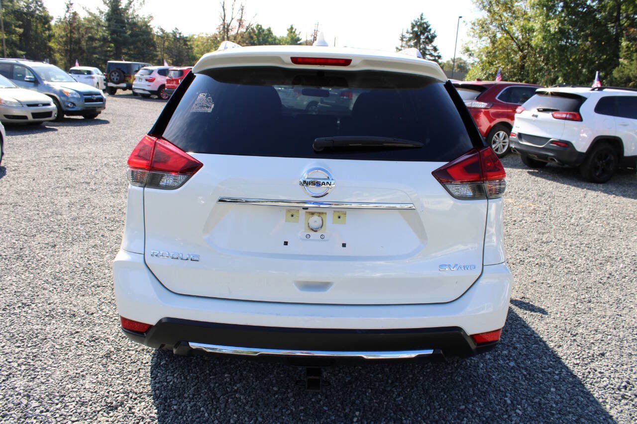 Used 2018 Nissan Rogue SV AWD/4WD image 8