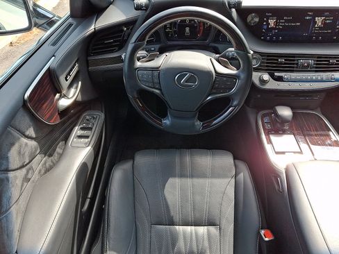 Used 2018 Lexus LS 500 AWD w/ Interior Upgrade Package image 12