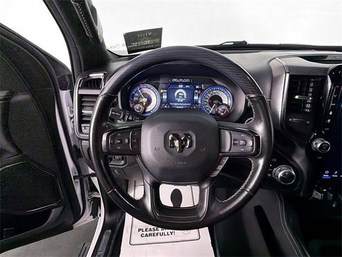 Used 2022 RAM 1500 Limited w/ Body-Colour Bumper Group image 11