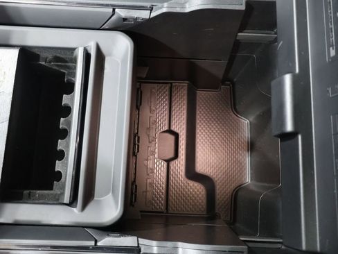 Used 2023 RAM 1500 Limited w/ Body Color Bumper Group image 35