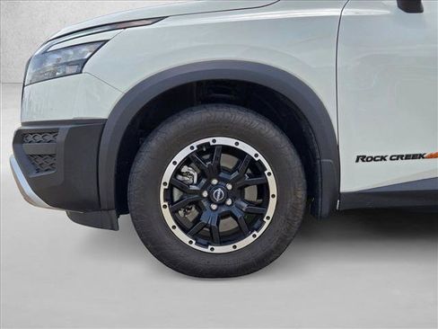 Used 2024 Nissan Pathfinder Rock Creek AWD/4WD image 16