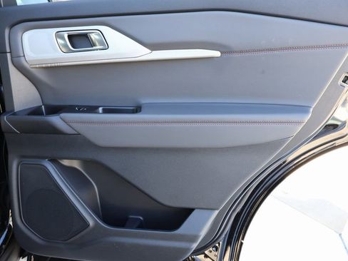 New 2026 Ford Explorer Active w/ Active Comfort Package image 12