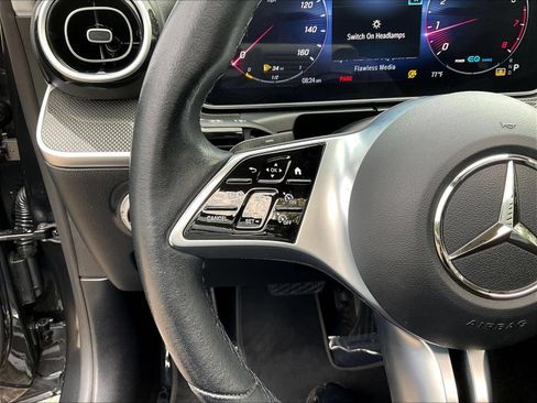Used 2022 Mercedes-Benz C 300 Sedan image 13