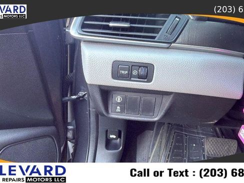 Used 2018 Honda Accord LX image 23