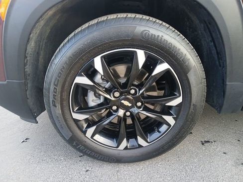 Used 2023 Chevrolet TrailBlazer LT w/ Convenience Package image 27