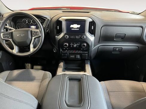 Used 2021 Chevrolet Silverado 1500 LT Trail Boss w/ Convenience Package II AWD/4WD image 8