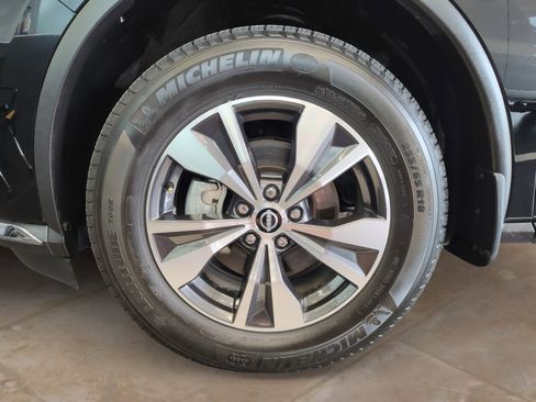 Certified 2024 Nissan Murano SV FWD image 29