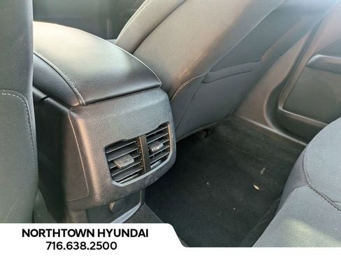 Used 2020 Ford Fusion SE FWD image 33