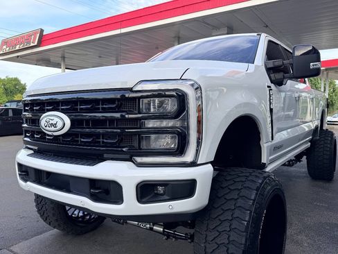 Used 2024 Ford F250 Lariat w/ Lariat Ultimate Package AWD/4WD image 21
