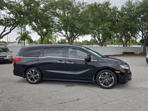 Used 2022 Honda Odyssey Elite image 4