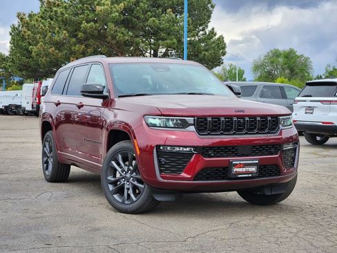 New 2026 Jeep Grand Cherokee L Limited AWD/4WD image 1