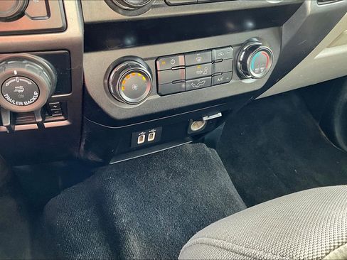 Used 2020 Ford F150 XLT w/ Trailer Tow Package image 32