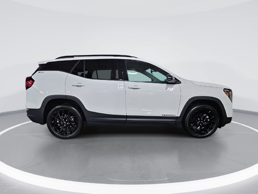 Certified 2024 GMC Terrain SLT w/ Elevation Edition AWD/4WD image 2