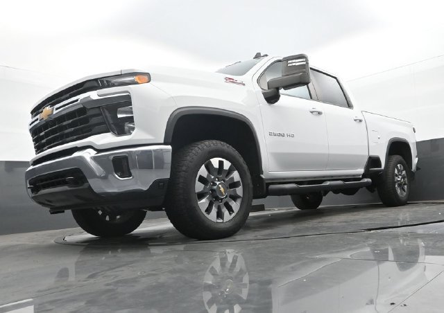 Used 2024 Chevrolet Silverado 2500 LT w/ All Star Edition AWD/4WD image 12
