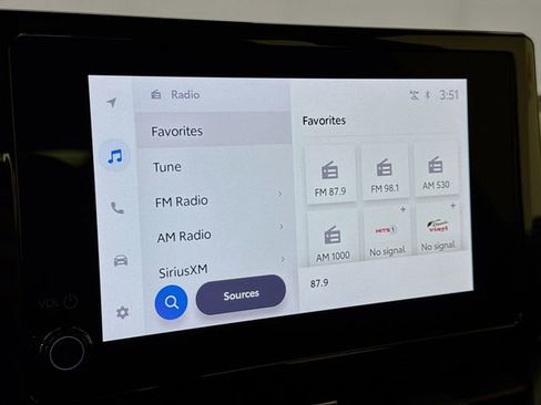 Used 2023 Toyota Corolla LE image 15