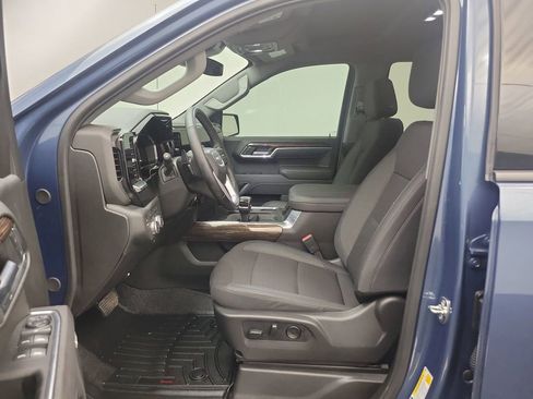 Used 2026 GMC Sierra 1500 Elevation w/ Preferred Package image 5