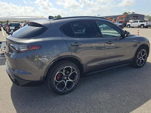 Used 2024 Alfa Romeo Stelvio Veloce AWD/4WD image 4