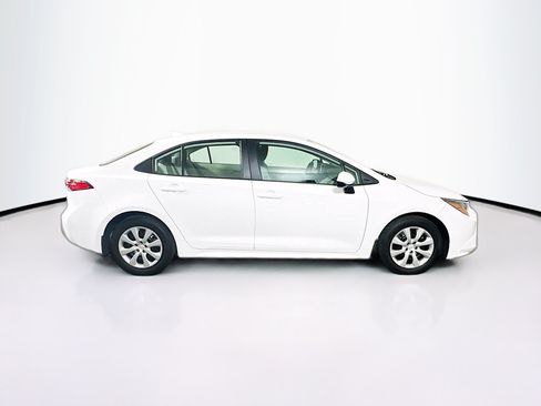 Used 2025 Toyota Corolla LE FWD image 10