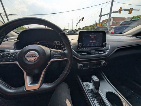 Used 2022 Nissan Altima 2.5 SR image 21