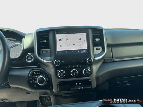 Used 2023 RAM 1500 Big Horn AWD/4WD image 12