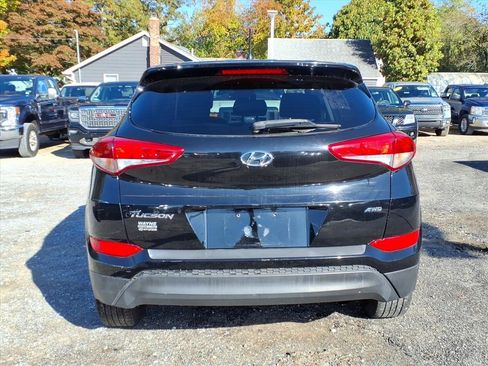 Used 2018 Hyundai Tucson SE image 6
