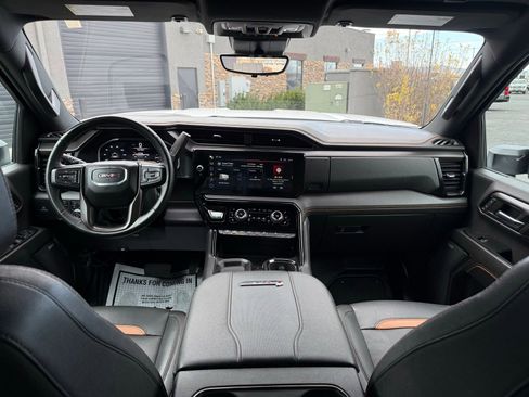 Used 2024 GMC Sierra 2500 AT4 w/ AT4 Premium Plus Package image 27