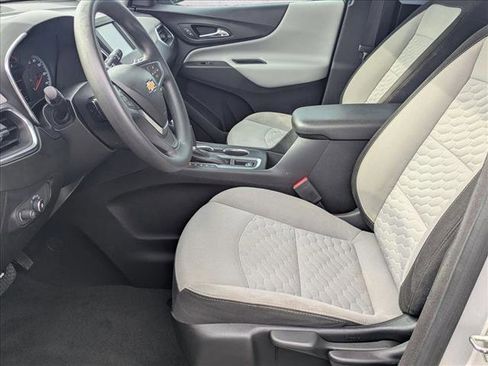 Used 2018 Chevrolet Equinox LS FWD image 13