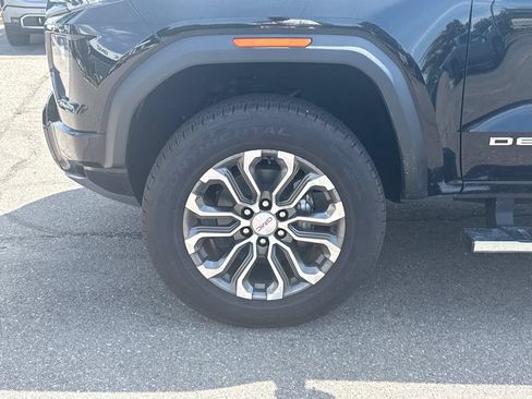 Used 2023 GMC Canyon Denali AWD/4WD image 10
