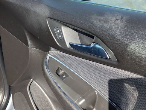Used 2018 Chevrolet Cruze LT FWD image 32