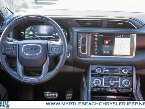 Used 2024 GMC Yukon Denali Ultimate image 16