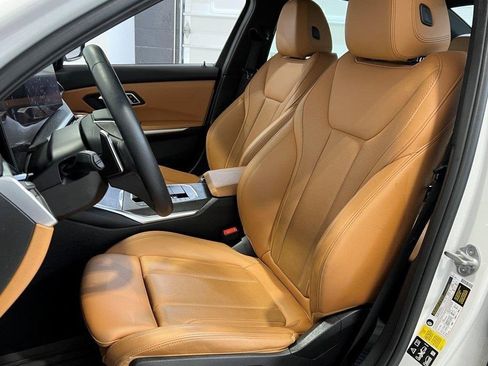 Used 2023 BMW 330i xDrive Sedan w/ Premium Package image 24