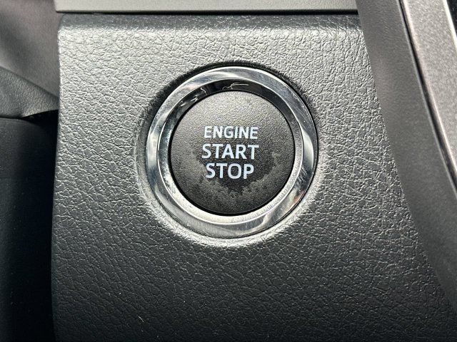 Used 2022 Toyota Camry LE w/ Convenience Package FWD image 16