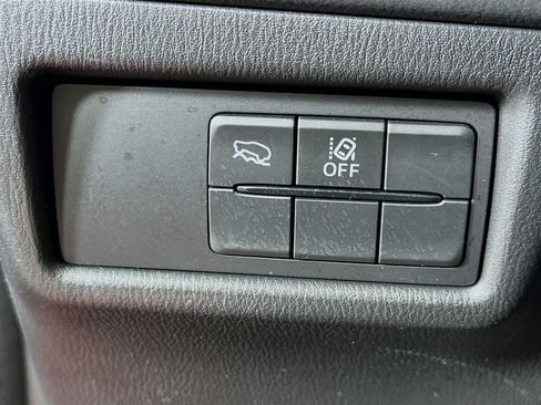 Used 2025 MAZDA CX-5 AWD 2.5 S w/ Select Package image 17