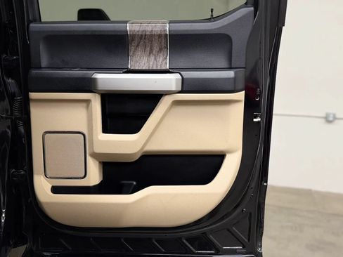 Used 2019 Ford F250 Lariat w/ Chrome Package AWD/4WD image 29