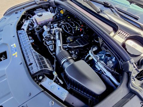 Used 2024 Jeep Grand Cherokee Limited w/ Black Appearance Package image 37