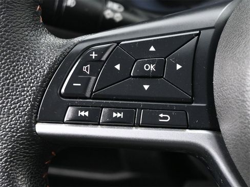 Used 2022 Nissan Kicks SR w/ Interior Electronics Package image 6