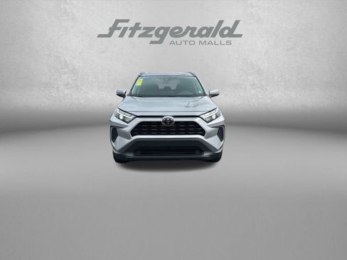 Used 2023 Toyota RAV4 XLE AWD/4WD image 2