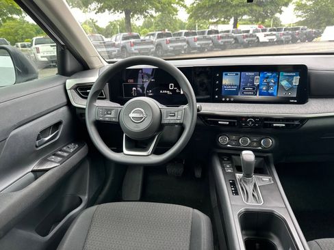 New 2026 Nissan Kicks S FWD image 20