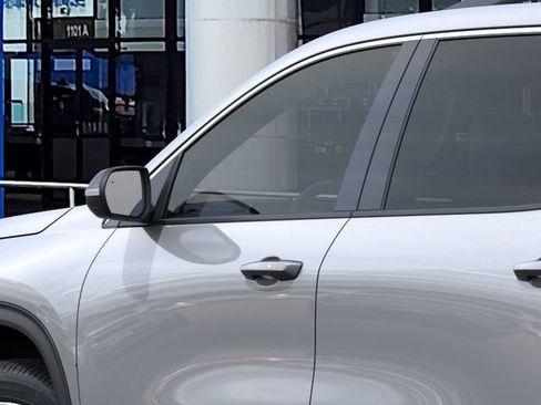 New 2027 Chevrolet Traverse LT w/ Sun and Wheel Package FWD image 12