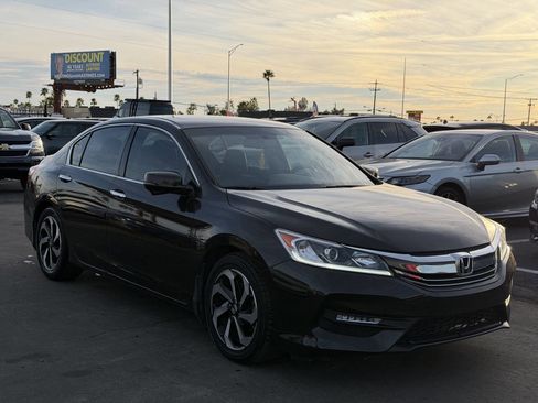 Used 2016 Honda Accord EX-L image 9
