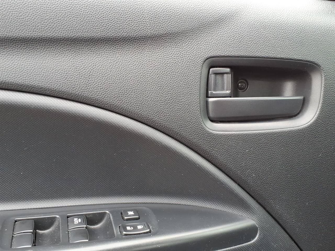 Used 2024 Mitsubishi Mirage ES FWD image 12