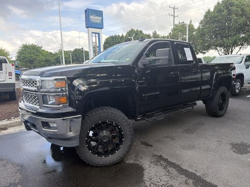 Used 2015 Chevrolet Silverado 1500 LT w/ All Star Edition AWD/4WD image 5