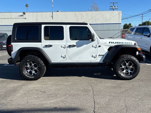 Used 2021 Jeep Wrangler Unlimited Rubicon 4xe image 3