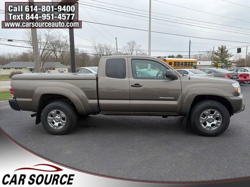 Used 2015 Toyota Tacoma Base w/ SR5 Package image 4