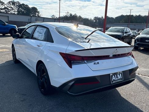 New 2026 Hyundai Elantra Sport FWD image 4